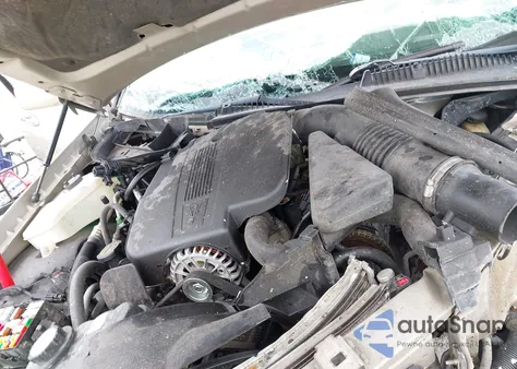 2006 Lincoln Town Car Signature z USA, uszkodzony, nr VIN 1LNHM81V76Y612251